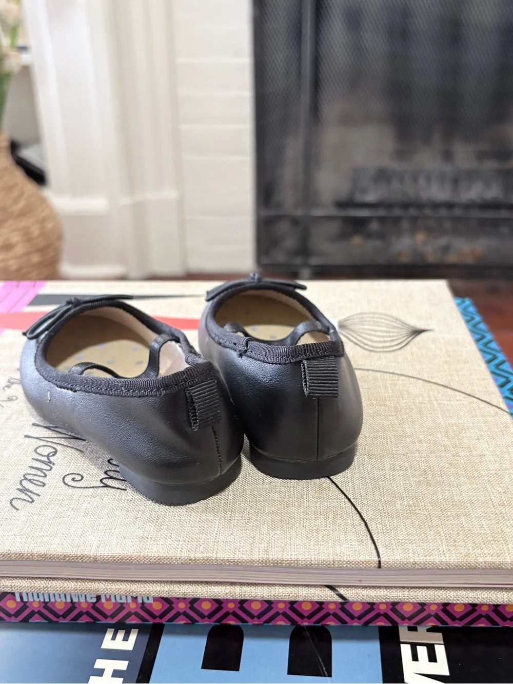Cat & Jack Black Girls Mary Jane Ballet Flats with Bow Accent